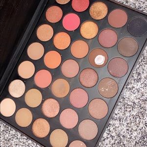 Morphe palette
